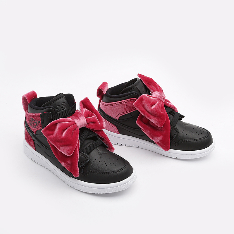 Детские кроссовки Jordan 1 Mid Bow PS (CK5677-006)  - цена, описание, фото 2